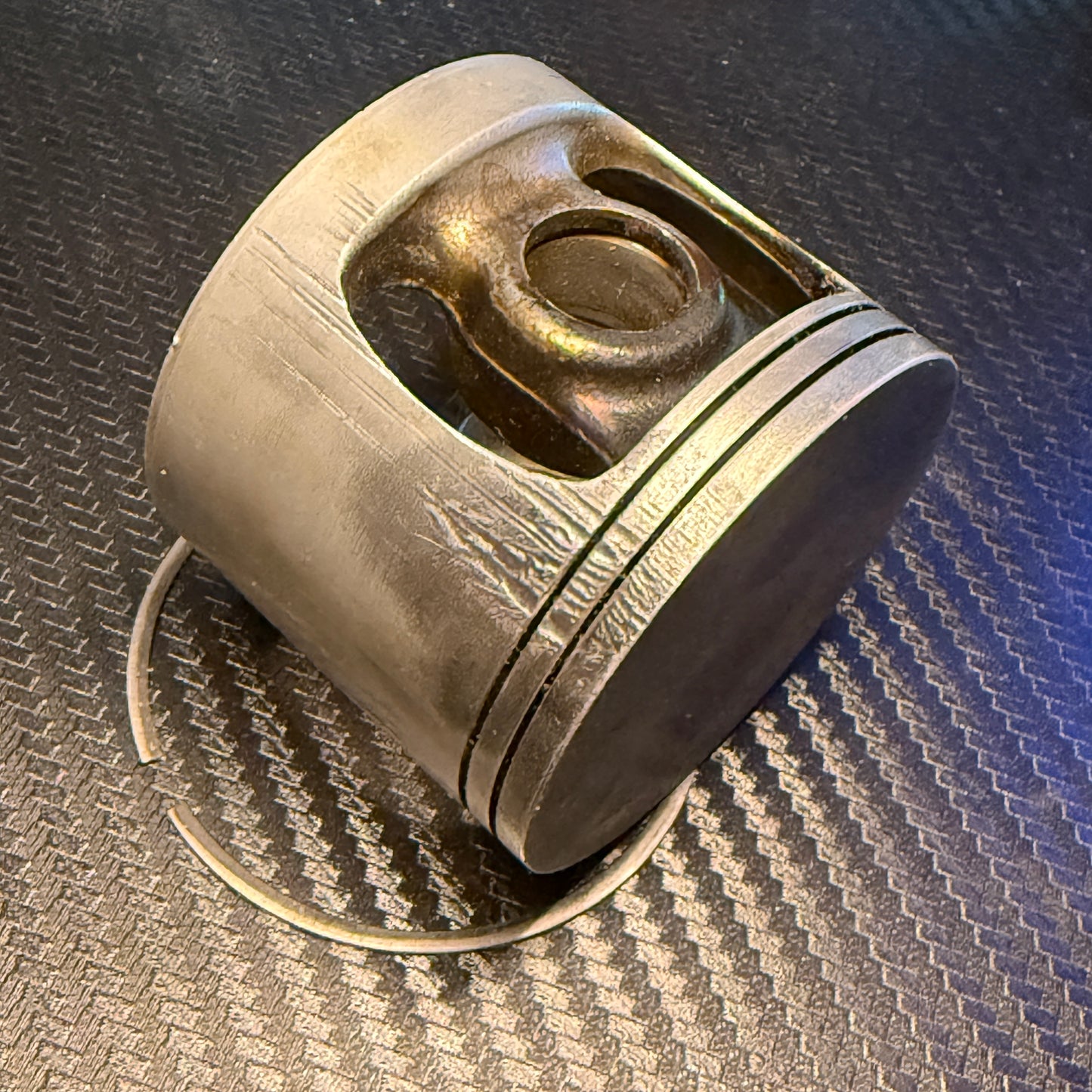 Blemished Husqvarna 181 full skirt OEM KoblenSchmidt NLA piston with NOS OEM thin ring