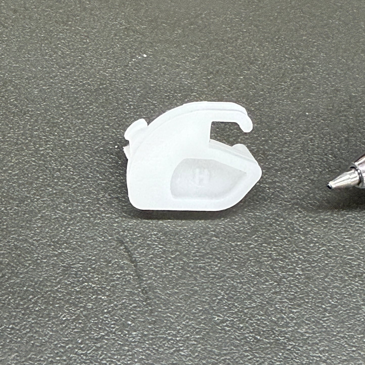 OEm Husqvarna carburetor lever clip 503 68 41-01