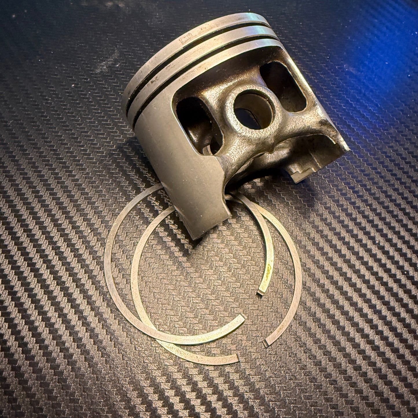 used OEM Husqvarna 3120xp break in piston w/new Caber rings